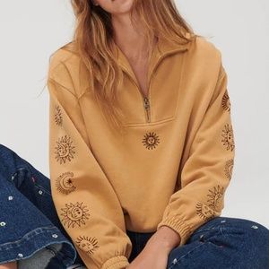 Ghanda Sun Embroidered Quarter Zip Size 8
